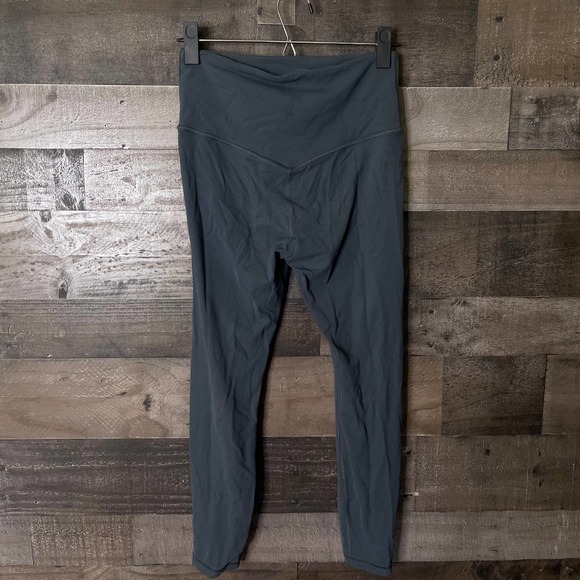 SOLD Athleta Ultra High Rise Elation 7/8 Tight S - Picture 3 of 3